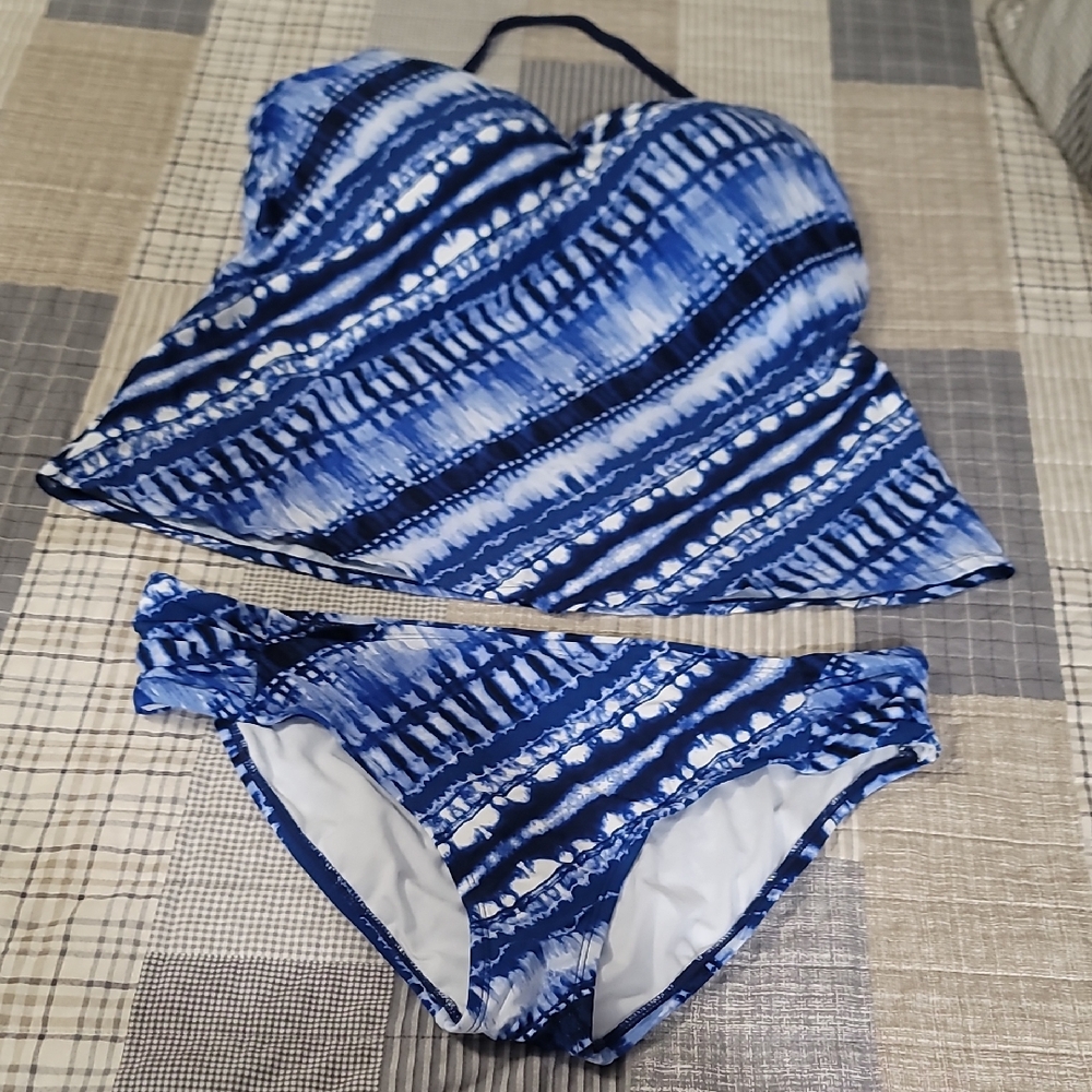 3/$20 Apt. 9 Tankini Set